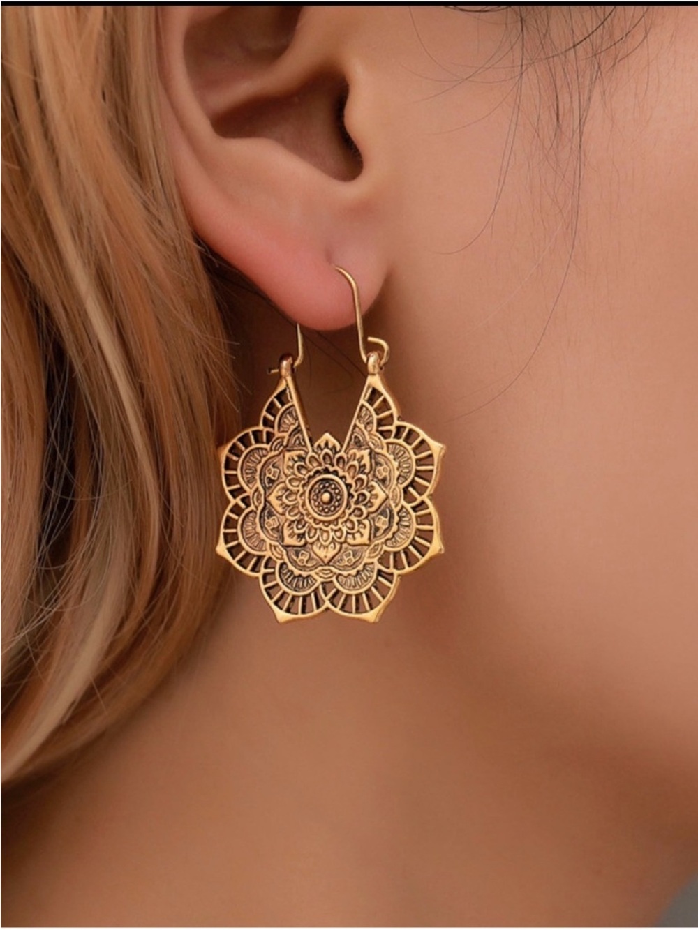 Filigree Gold Mandala Drop Earrings for Women NWT